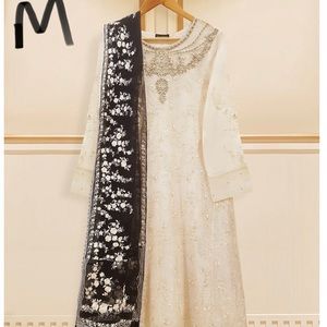 Sold Beautiful agha noor